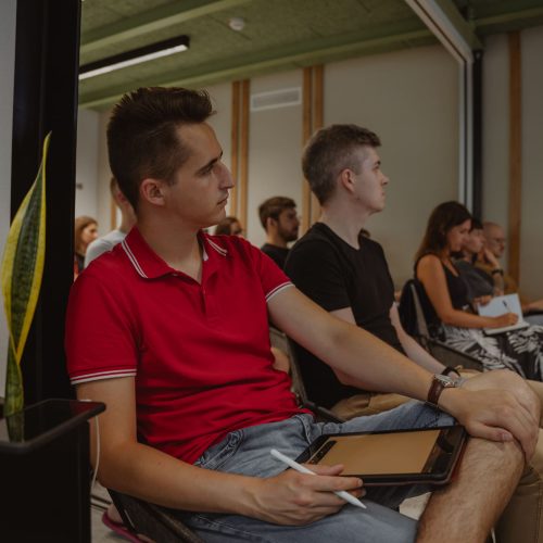 2023-3-8-impactHUB_dogodek_anjapapuga-6